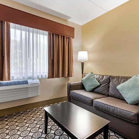 Best Western Plus Inntowner Madison Exterior foto