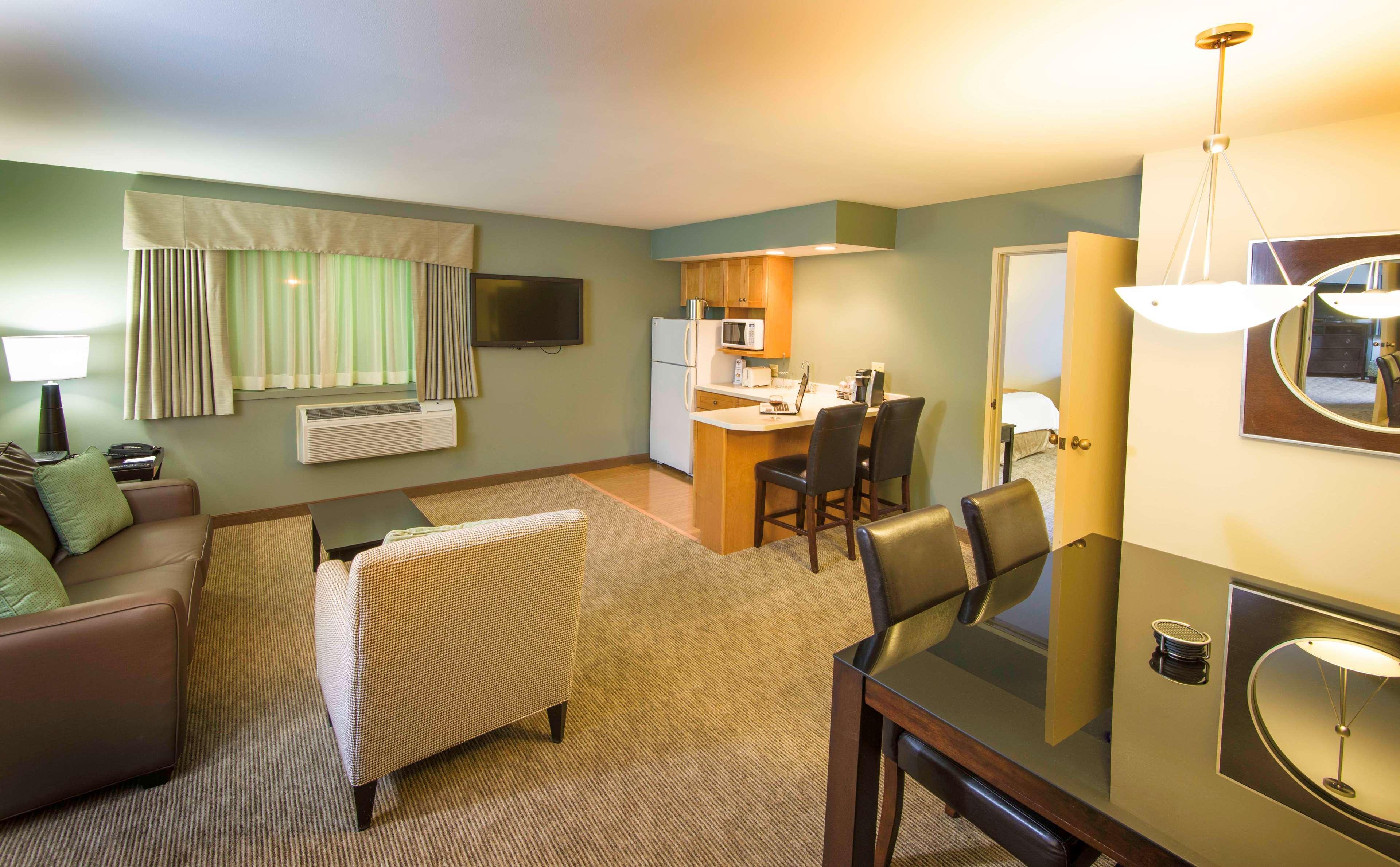 Best Western Plus Inntowner Madison Exterior foto