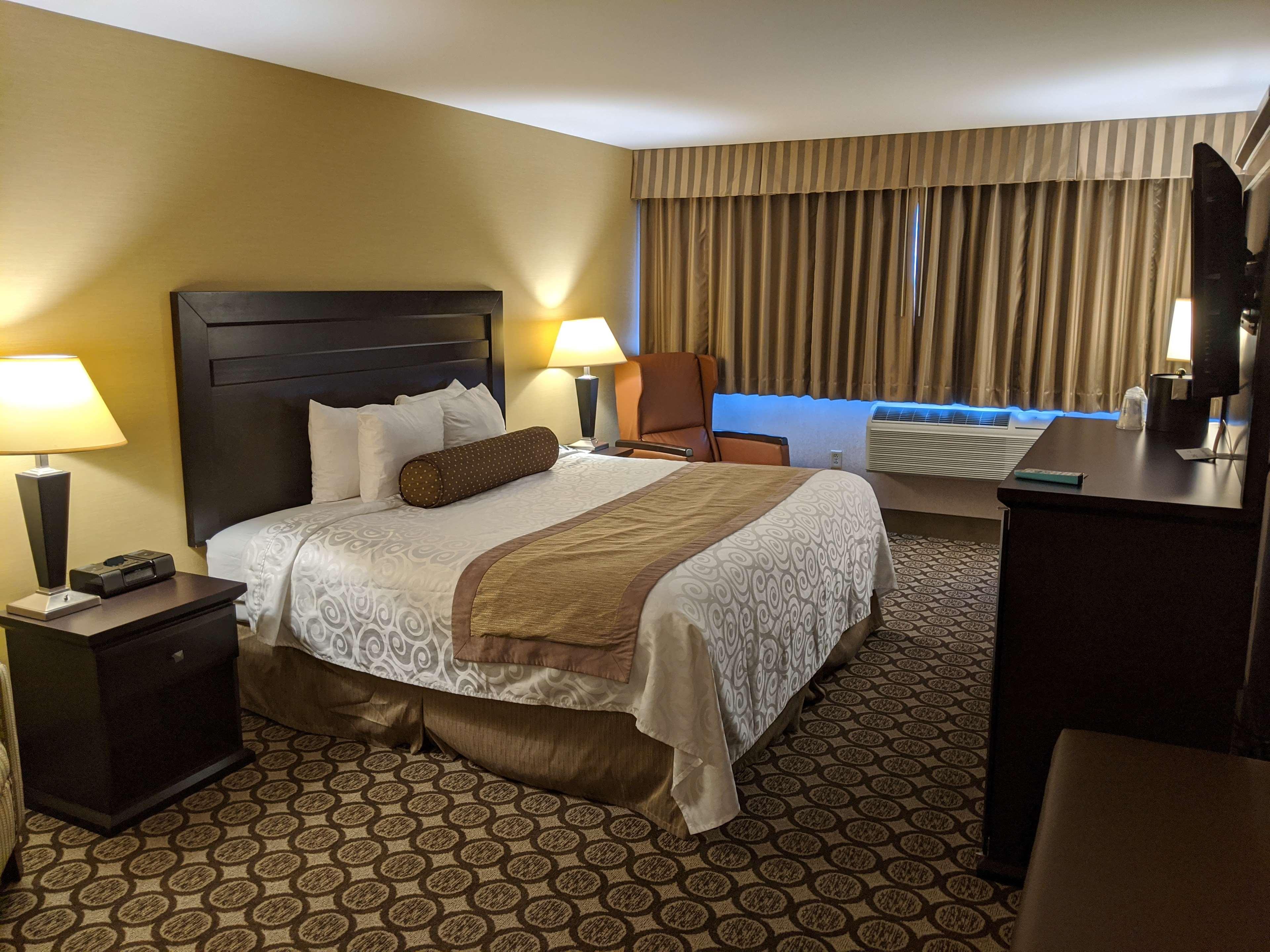 Best Western Plus Inntowner Madison Exterior foto