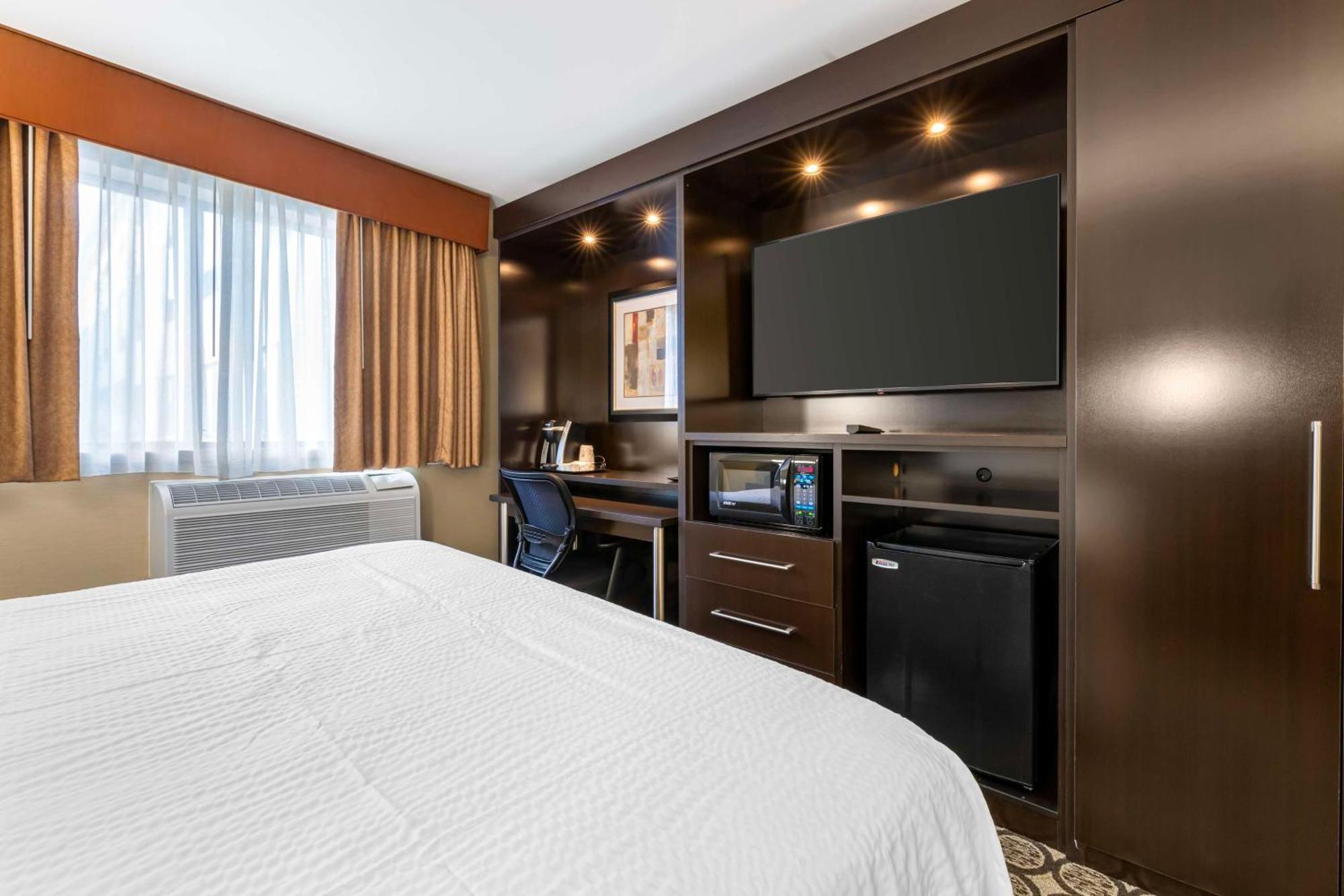 Best Western Plus Inntowner Madison Exterior foto